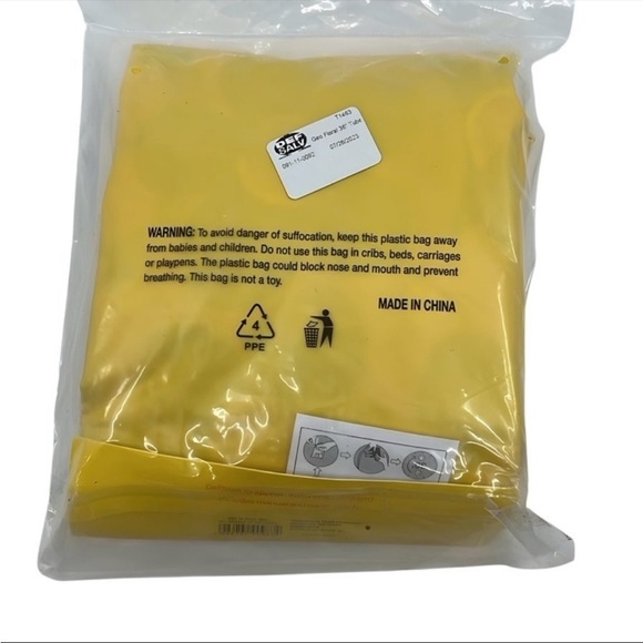 Sun Squad Floral Inflatable Swim Tube with Handles: Fun in the Sun‎ for Ages 6+ - Picture 2 of 2